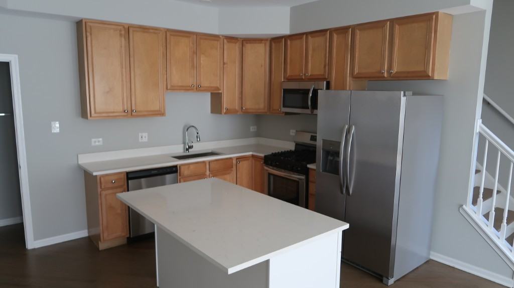 1446 W Chicago Ave #1446-2 - Photo 2 of 30