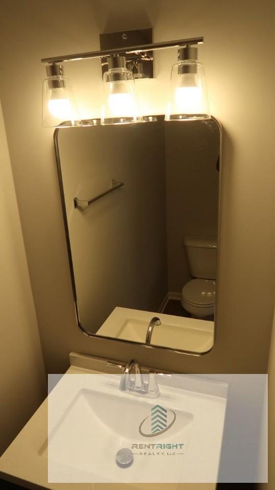 1446 W Chicago Ave #1446-2 - Photo 7 of 30