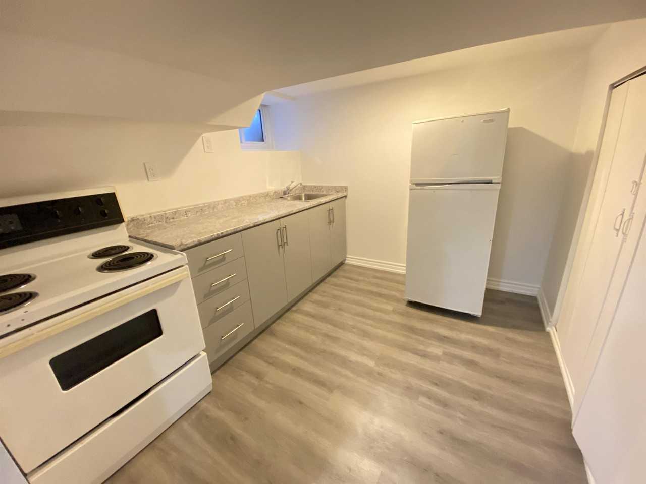 34 Gladstone Ave #4 - Photo 6 of 7