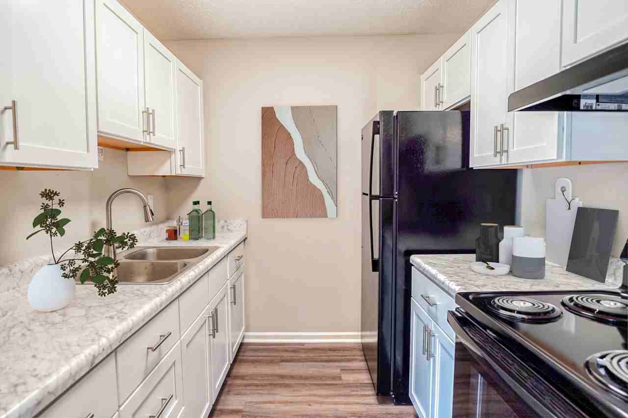 Green Valley Apartments - Photo 3 of 12