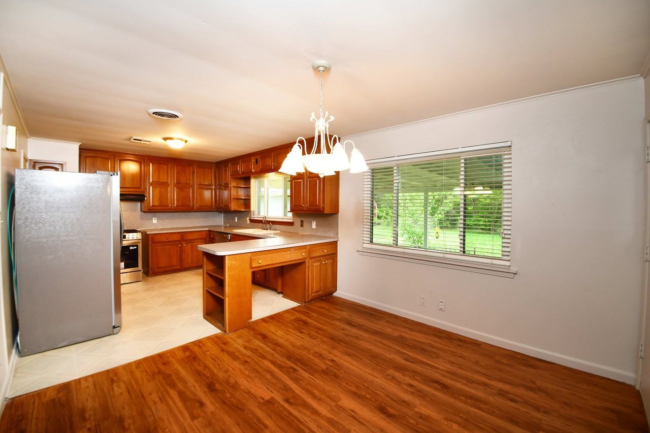 3707 E 29th St #1 - Photo 7 of 23