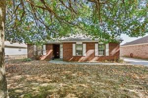featured image of 1314 N Tradition Ave
