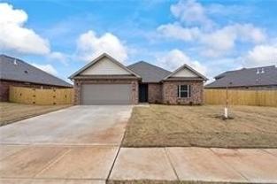 146 N Banner Ave - Photo 1 of 1