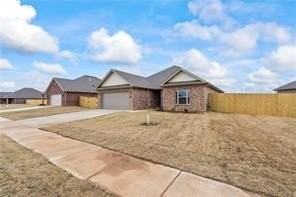 146 N Banner Ave - Photo 2 of 21