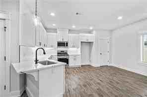 146 N Banner Ave - Photo 5 of 21