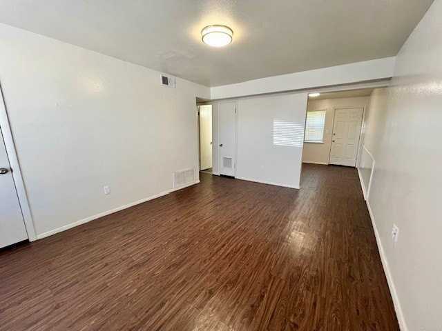 920 N Leverett Ave #824 - Photo 5 of 15