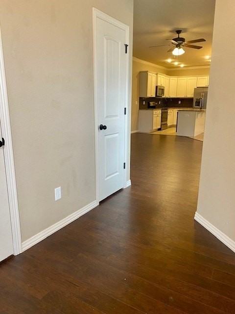 1087 N Leverett Ave - Photo 3 of 23