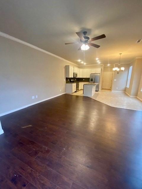 1087 N Leverett Ave - Photo 4 of 23