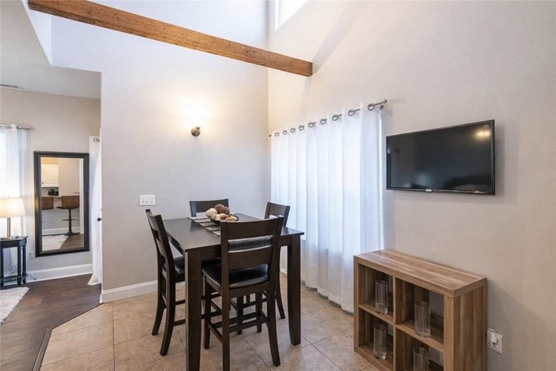 1123 S Tottenham Ct - Photo 4 of 10