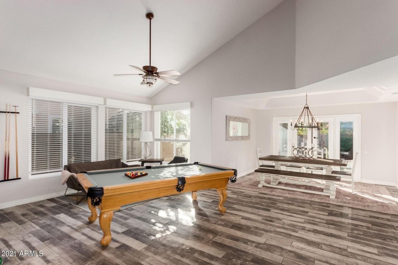 5655 E Beverly Ln - Photo 5 of 40