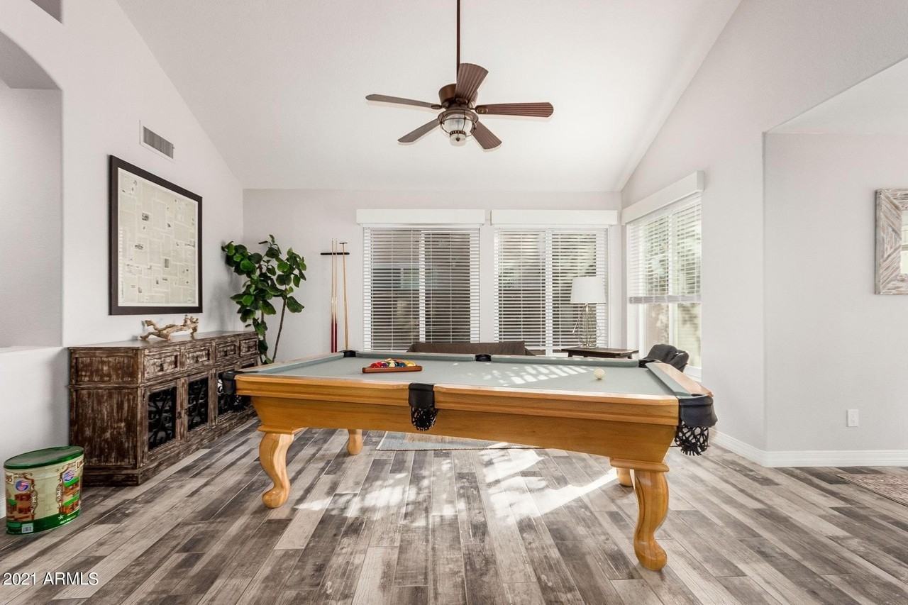 5655 E Beverly Ln - Photo 6 of 40