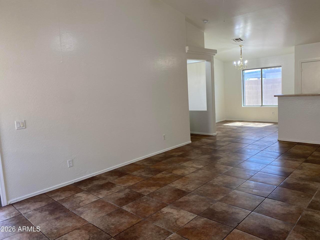 24035 N Desert Dr - Photo 6 of 31