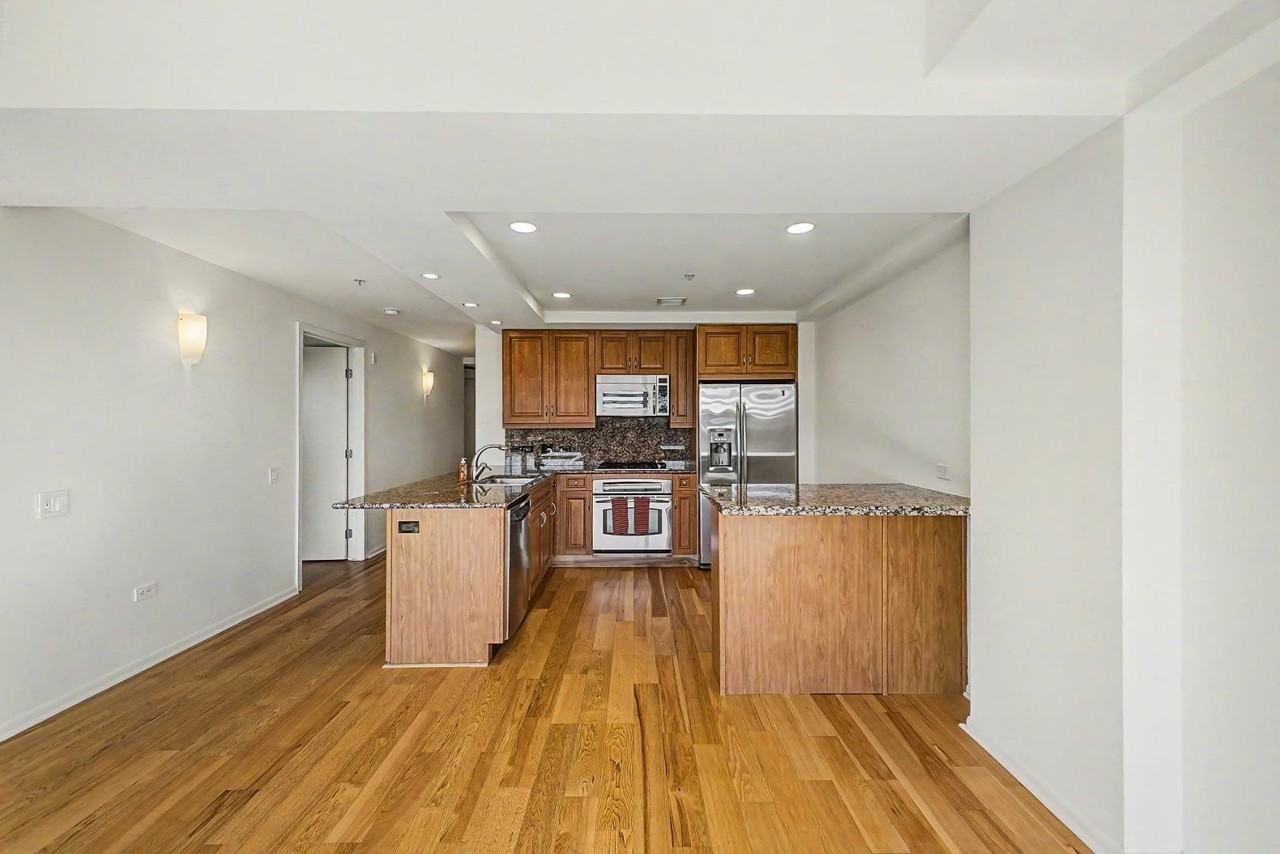 7151 E Rancho Vista Dr #6009 - Photo 4 of 31