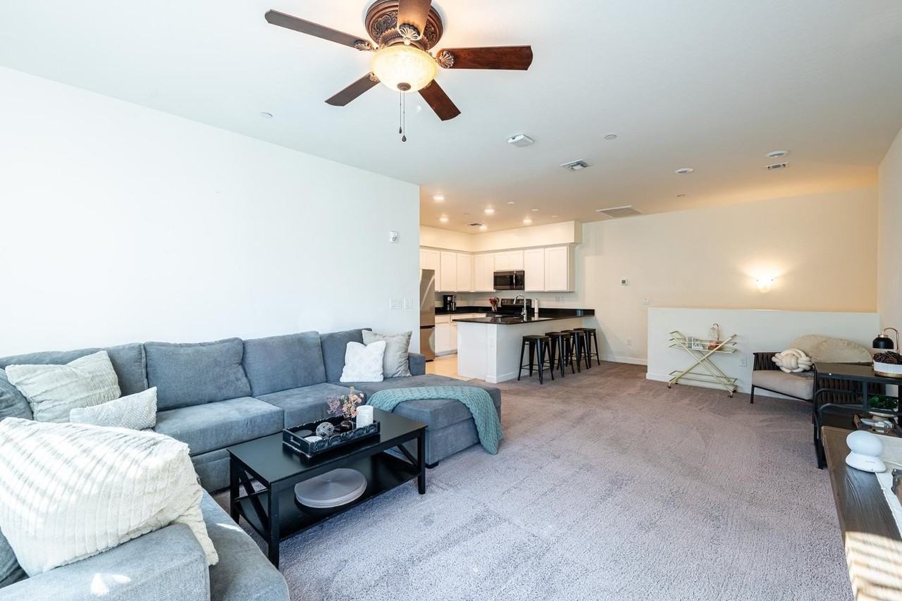 2750 S Voyager Dr #101 - Photo 3 of 16