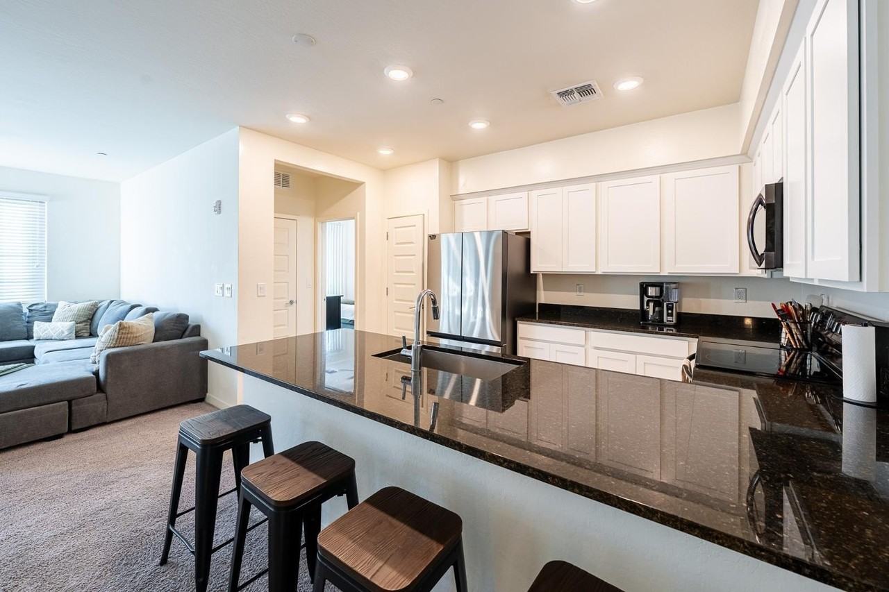 2750 S Voyager Dr #101 - Photo 5 of 16