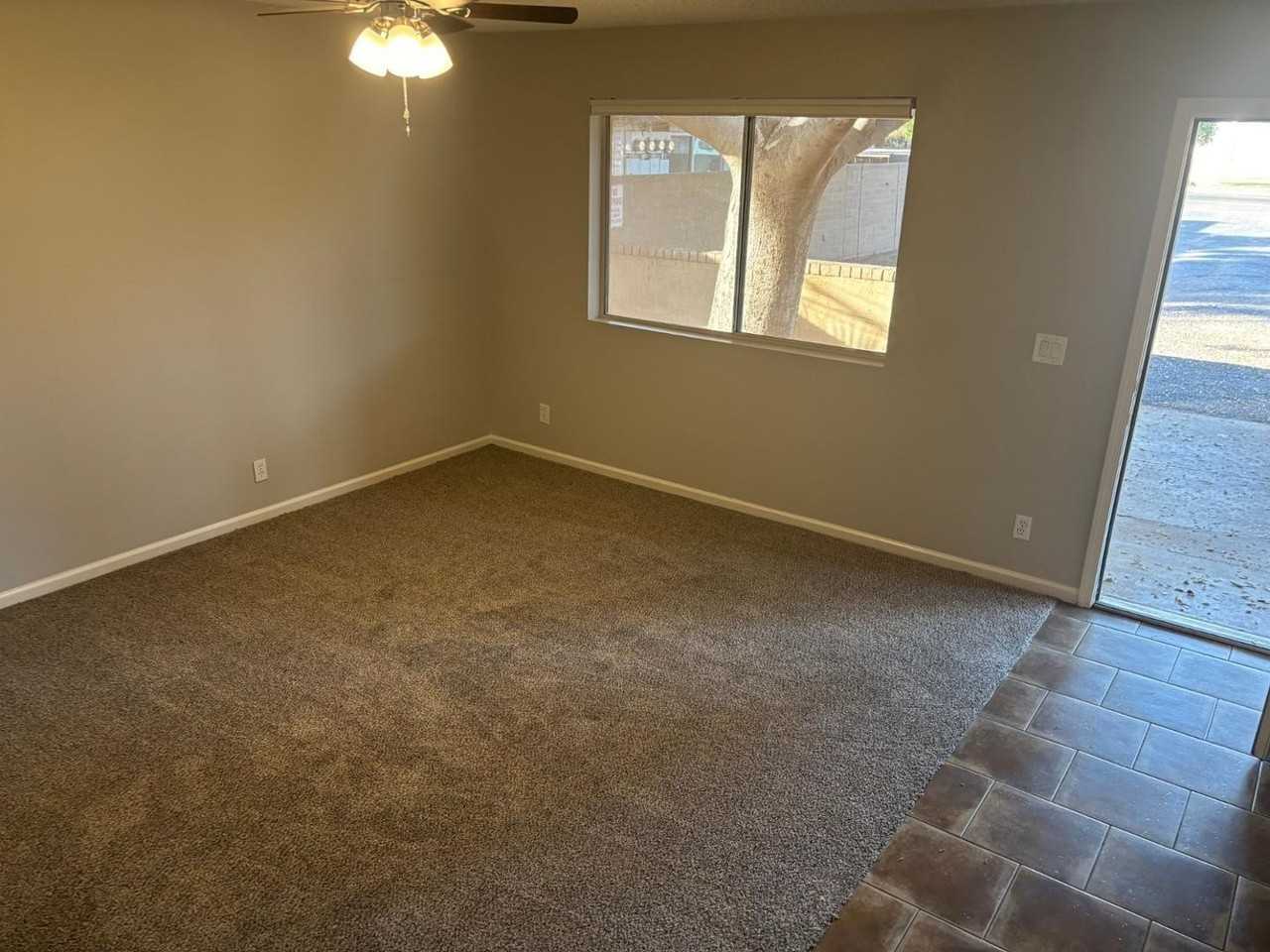 321 N Horne - Photo 4 of 10