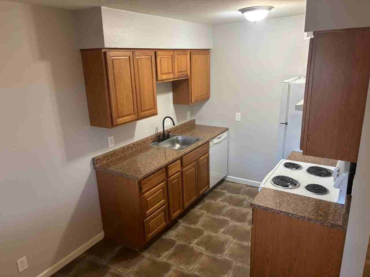 321 N Horne - Photo 6 of 10