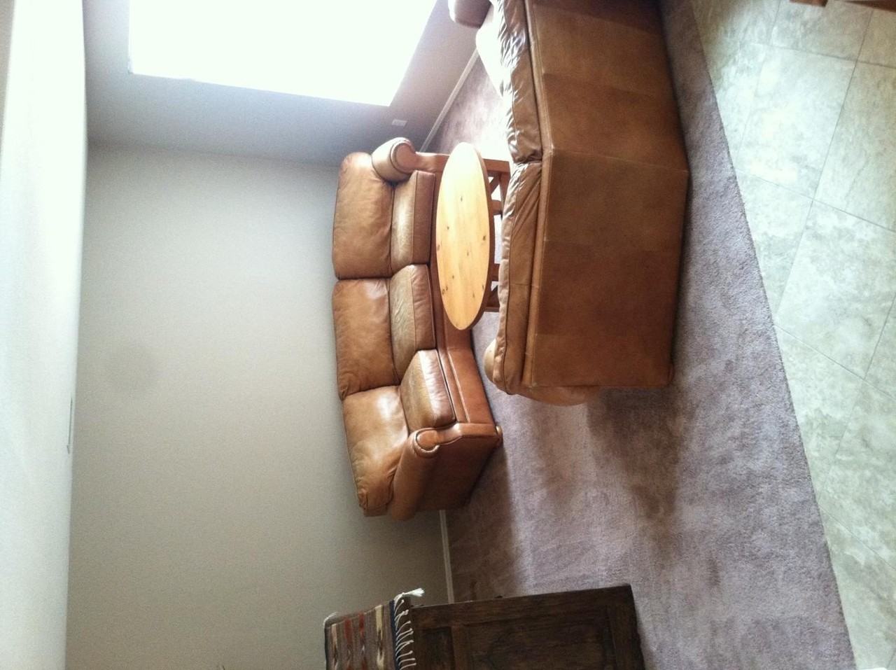 1041 W Longhorn Dr - Photo 4 of 19