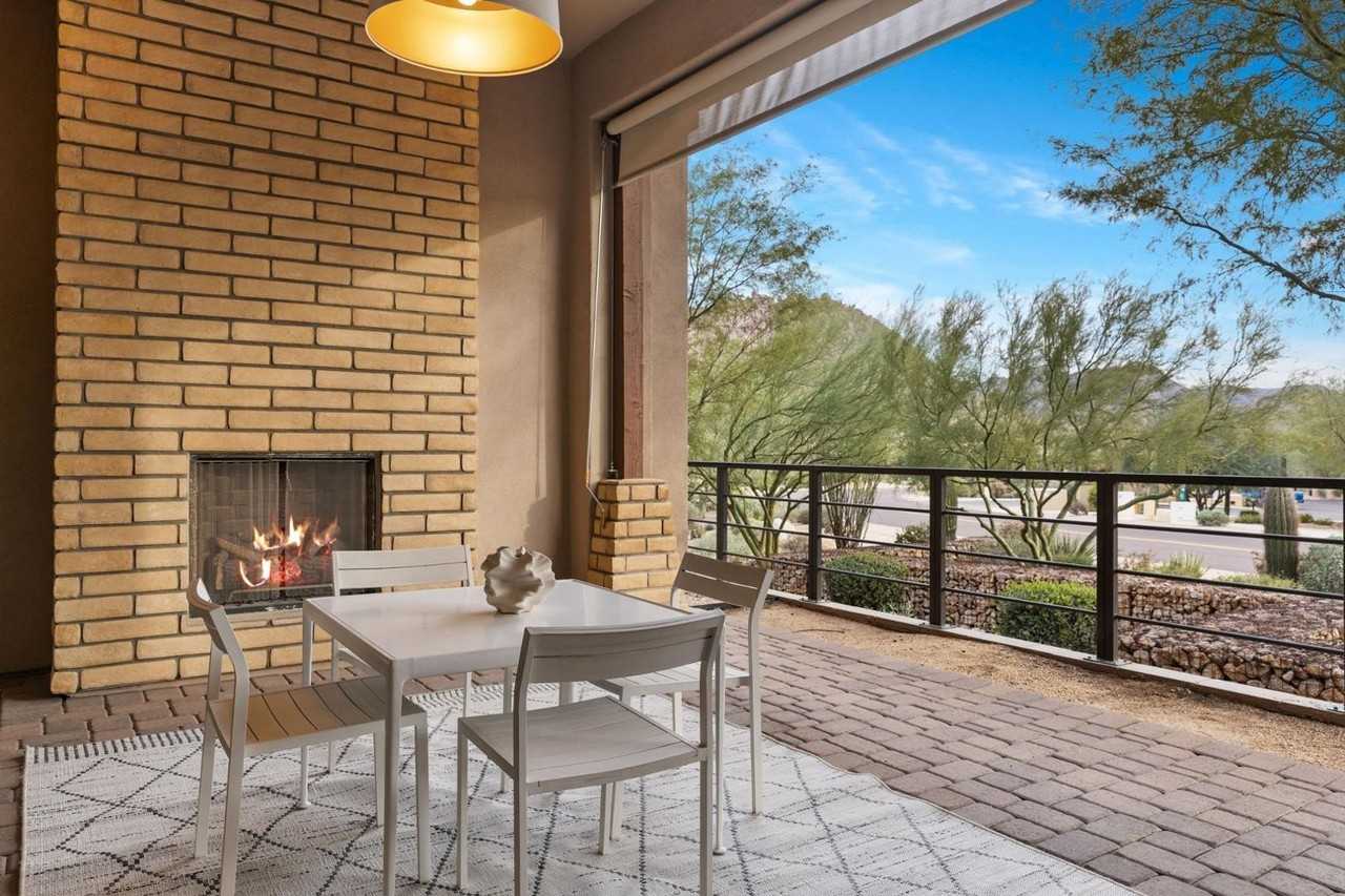 10437 E Monterra Way - Photo 3 of 39