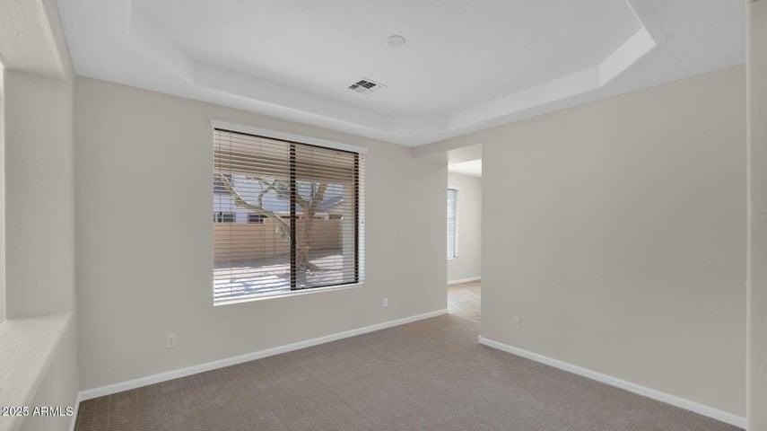 17655 W Tasha Dr - Photo 5 of 32