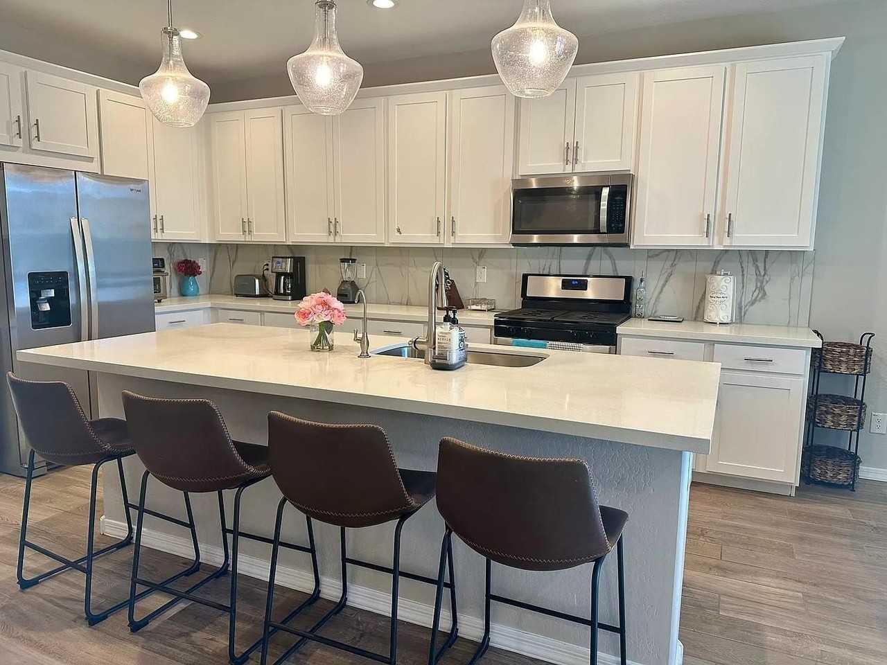 10965 W Baden St - Photo 5 of 24