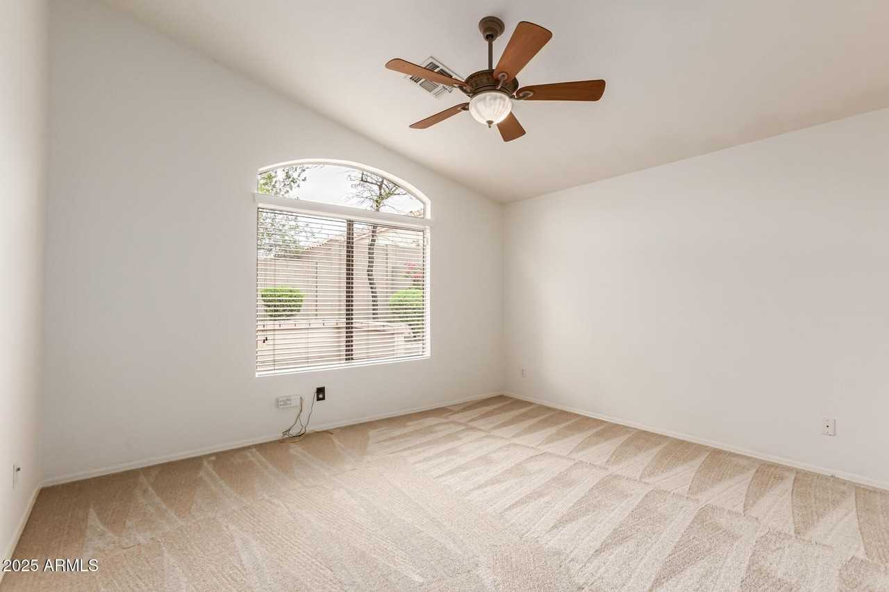 10438 E Star Of The Desert Dr - Photo 3 of 38