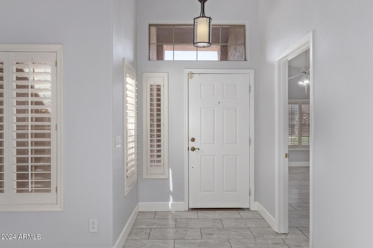 3238 E Javelina Ave - Photo 5 of 40