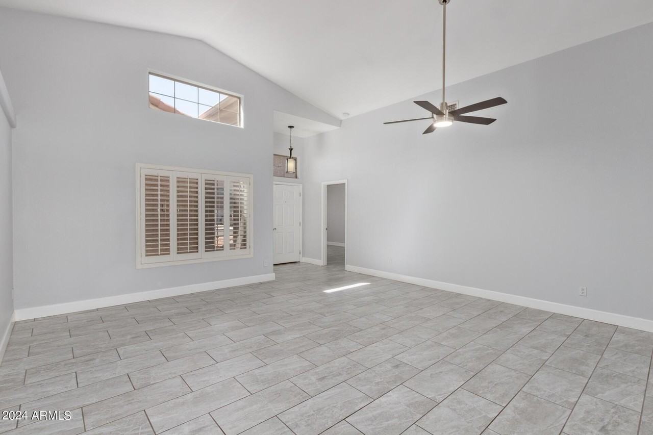 3238 E Javelina Ave - Photo 7 of 40