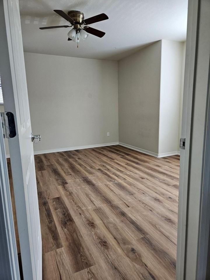 2204 W Le Marche Ave - Photo 3 of 31