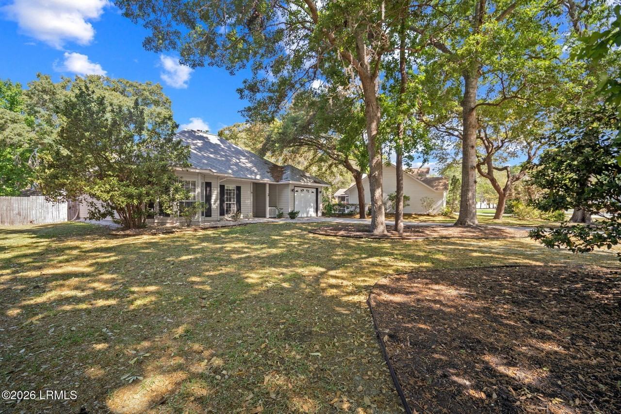 56 Le Moyne Dr - Photo 3 of 27