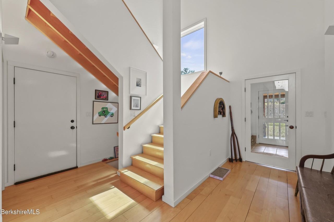 123 Jug End Rd - Photo 4 of 38