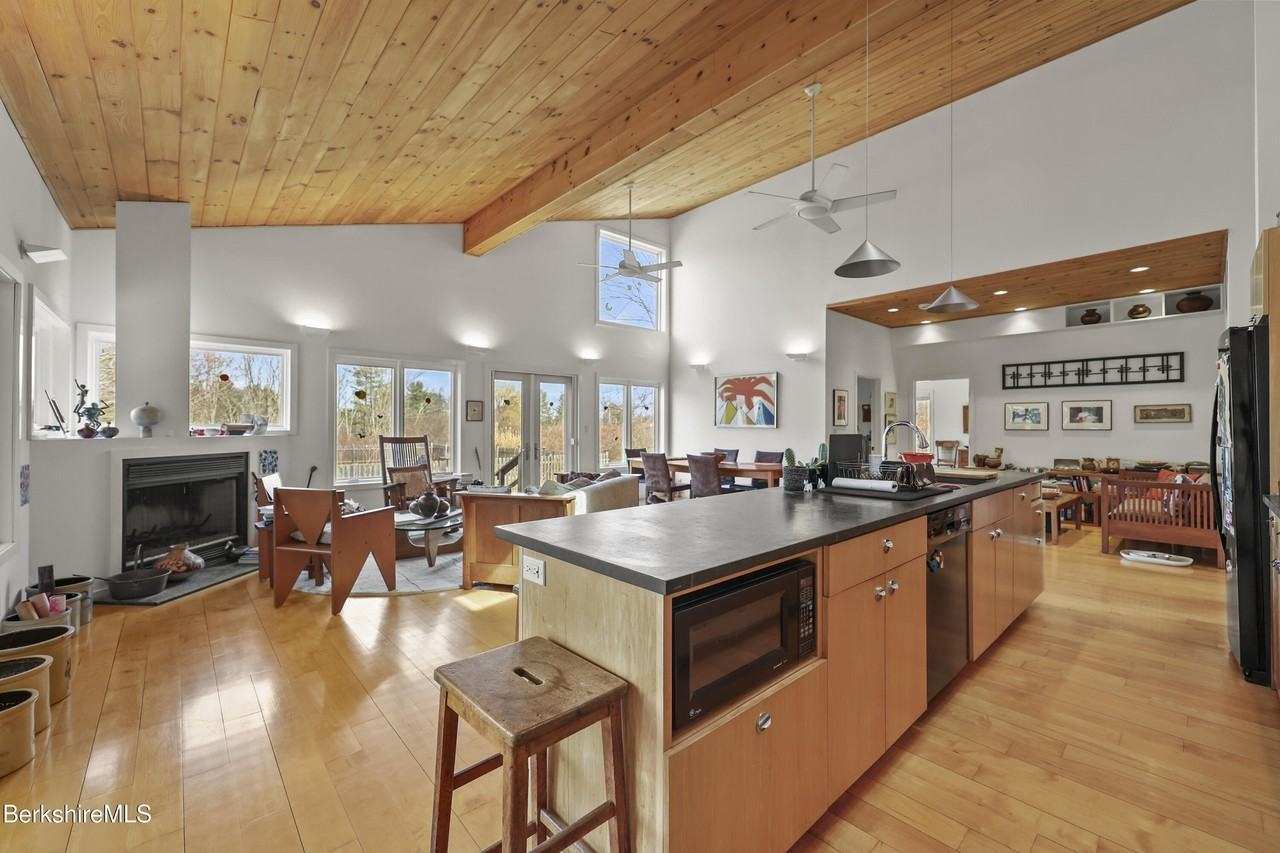 123 Jug End Rd - Photo 7 of 28