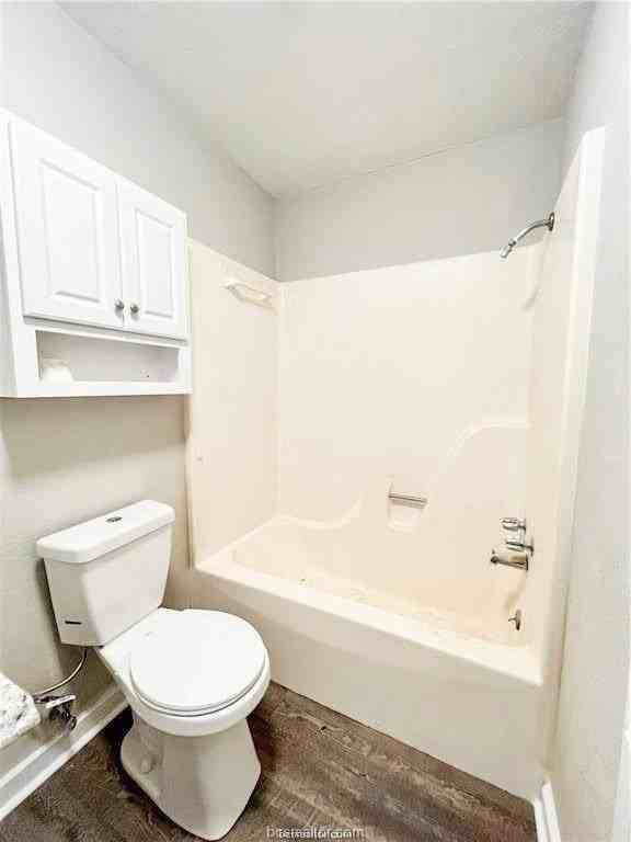 3802 College Main St #6 - Photo 7 of 12