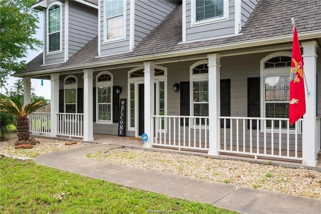 4421 Ledgestone Trl - Photo 4 of 38