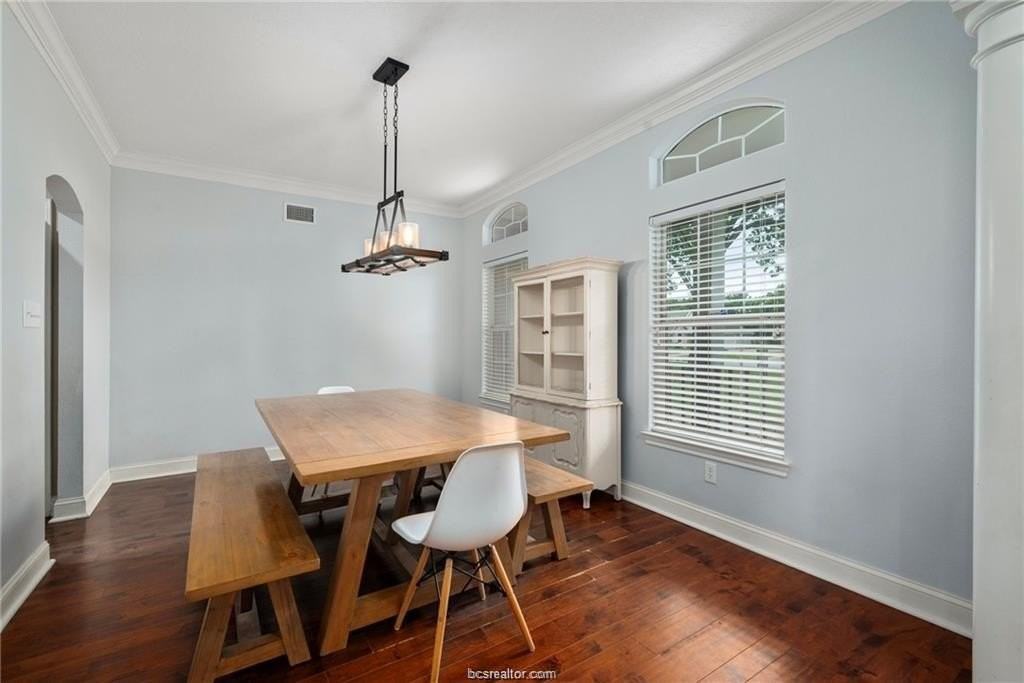 4421 Ledgestone Trl - Photo 7 of 38