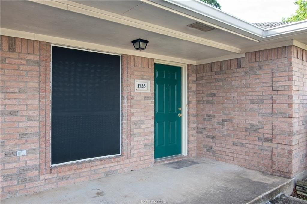 1735 Rock Hollow Loop - Photo 2 of 25