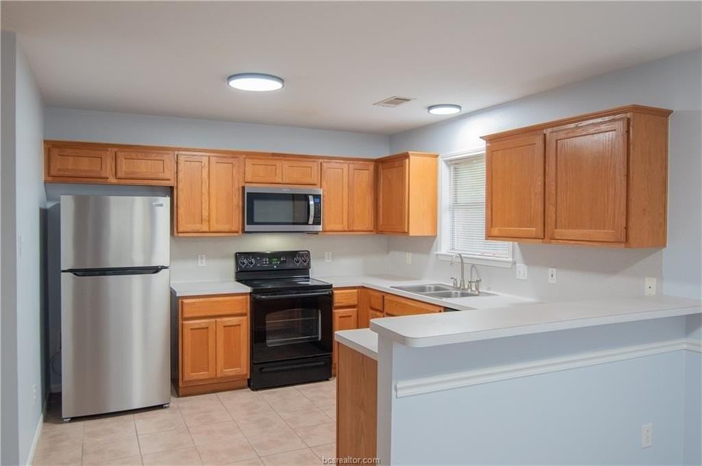 1735 Rock Hollow Loop - Photo 3 of 25