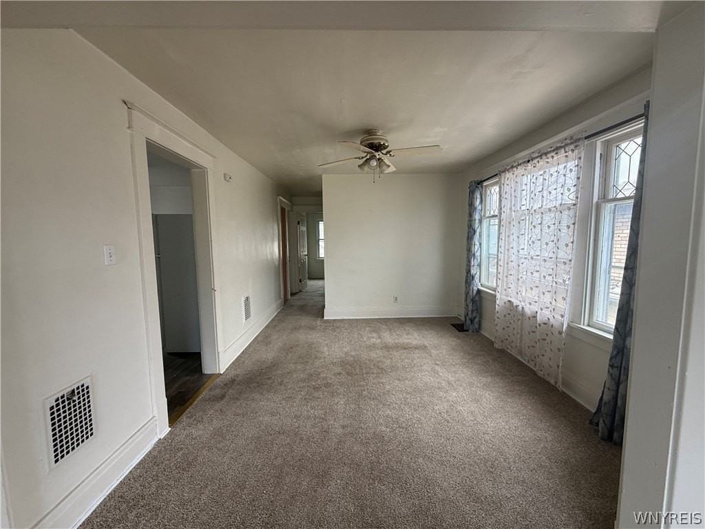 216 Newburgh Ave - Photo 4 of 12