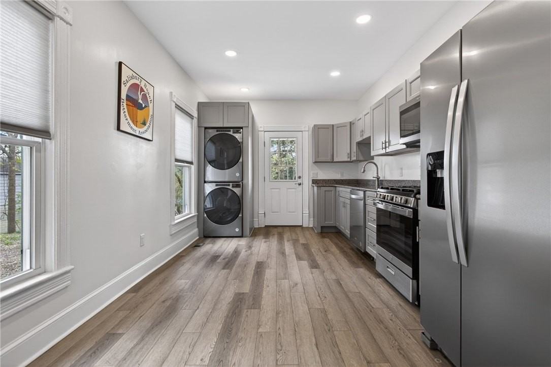 36 Cedar St - Photo 6 of 14