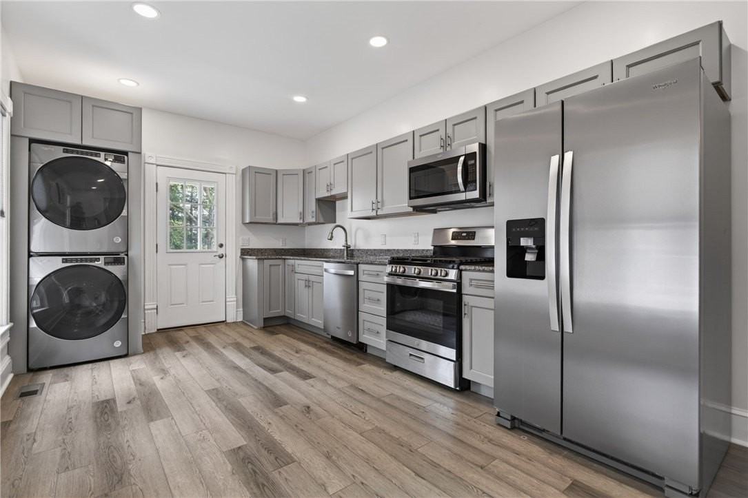 36 Cedar St - Photo 7 of 14