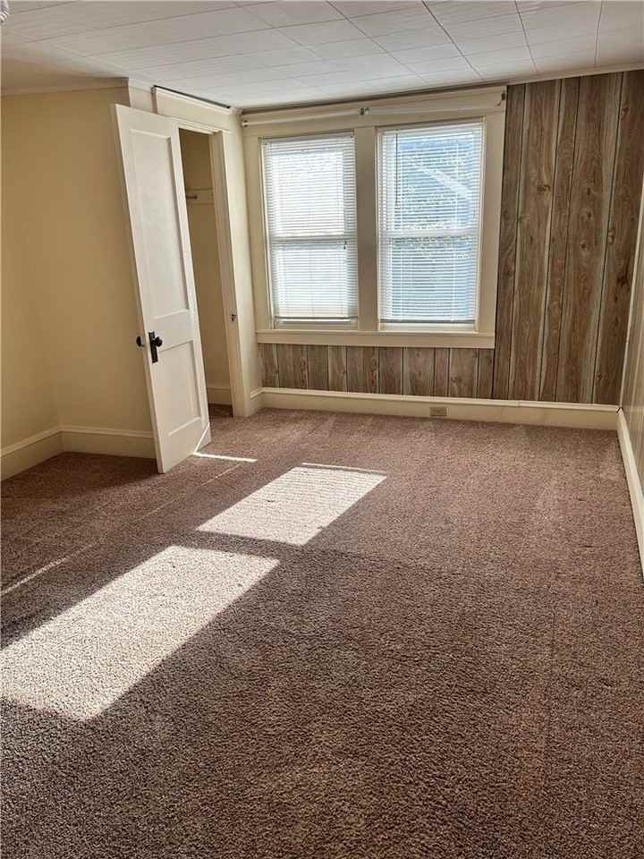 970 Scio St - Photo 7 of 13