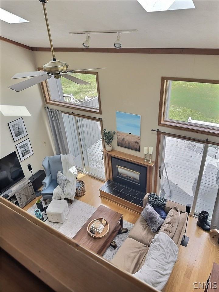 61 Midlake Cir - Photo 4 of 13