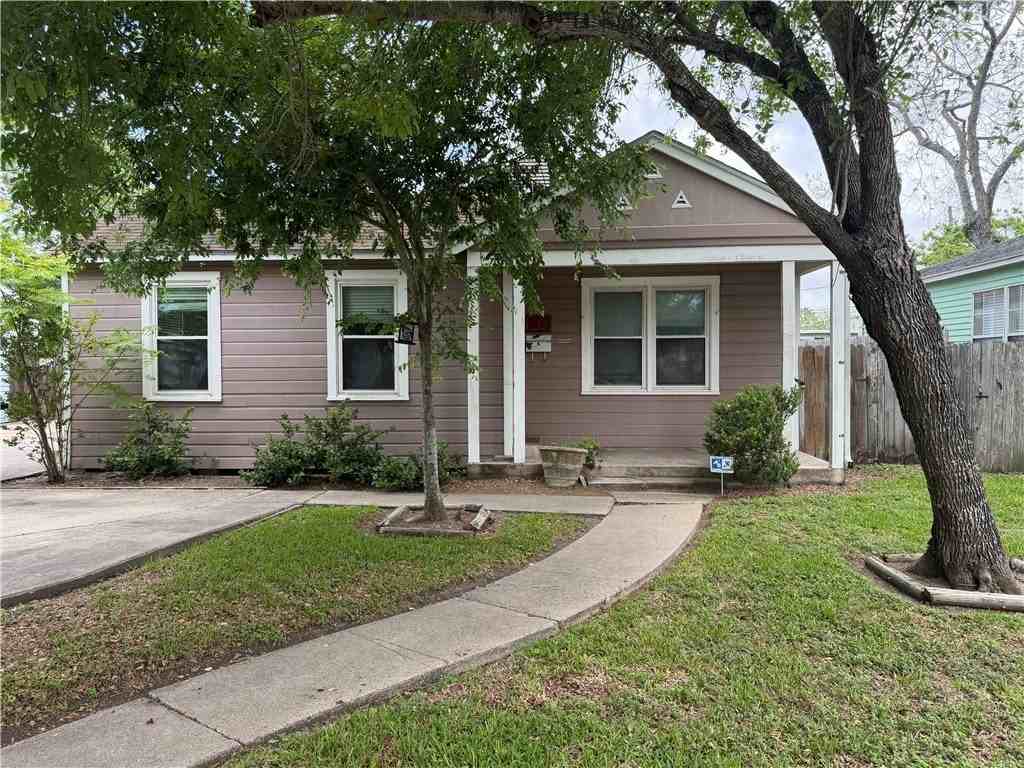 317 Melrose St - Photo 2 of 26