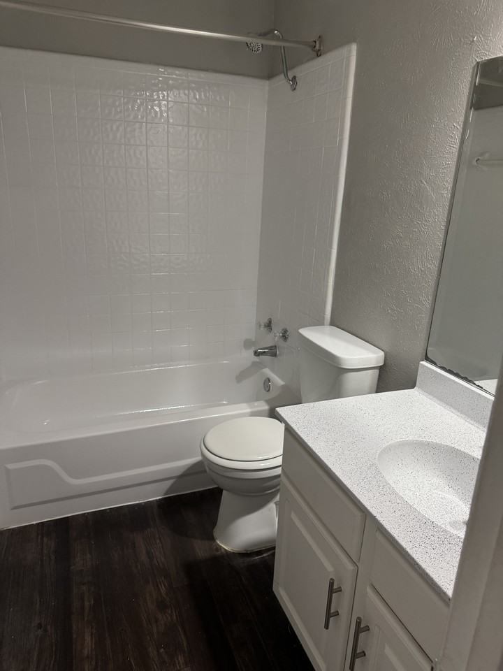 5976 Westcreek Dr - Photo 5 of 24