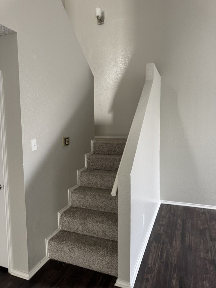 5976 Westcreek Dr - Photo 6 of 24