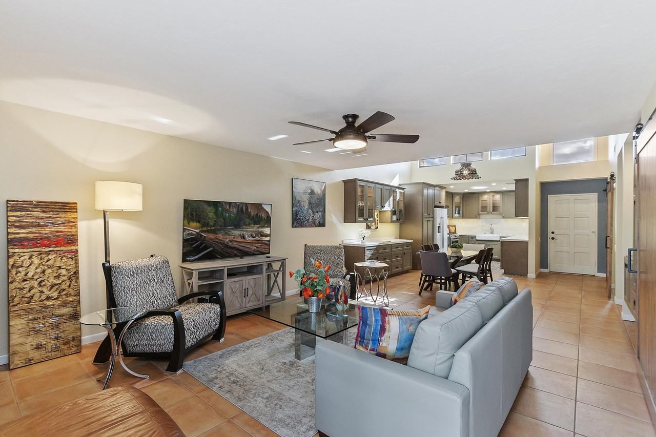 48624 Moon Terrace Ln - Photo 3 of 31