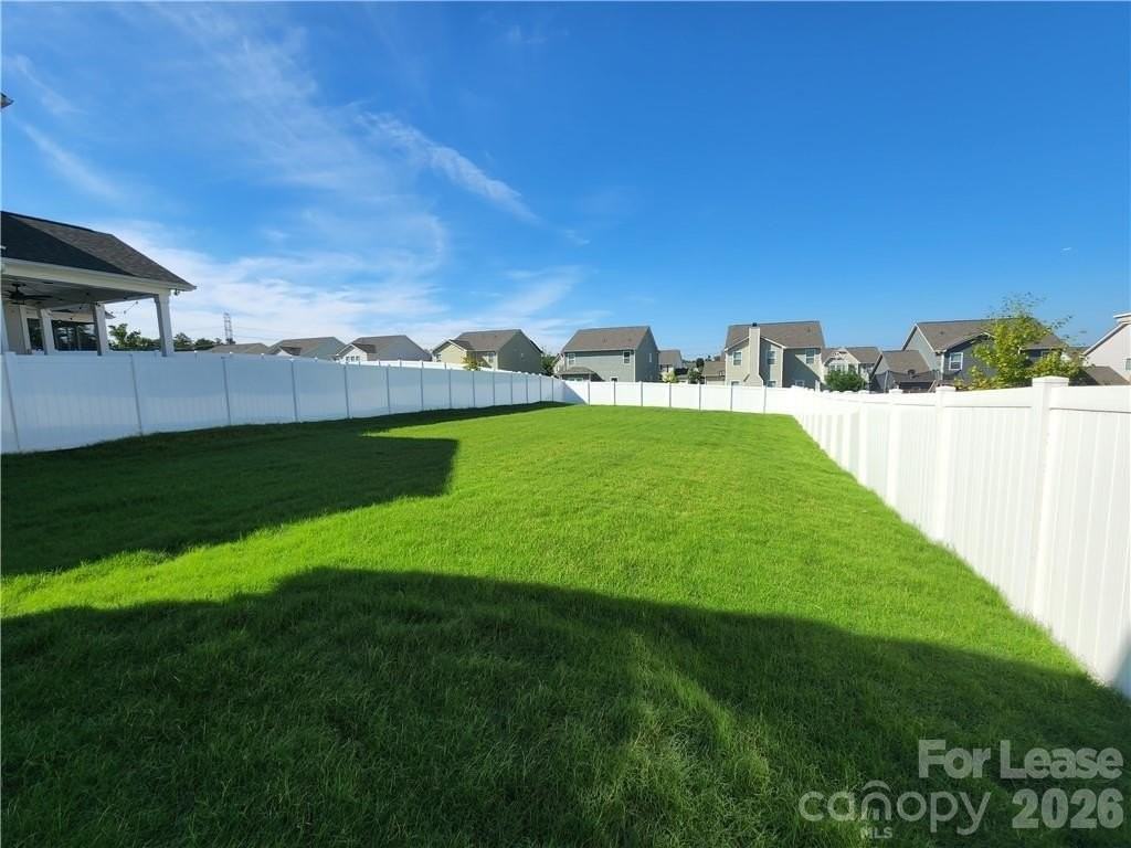 4925 Grace View Dr - Photo 3 of 26