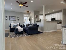 9033 Rosalyn Glen Rd - Photo 1 of 1