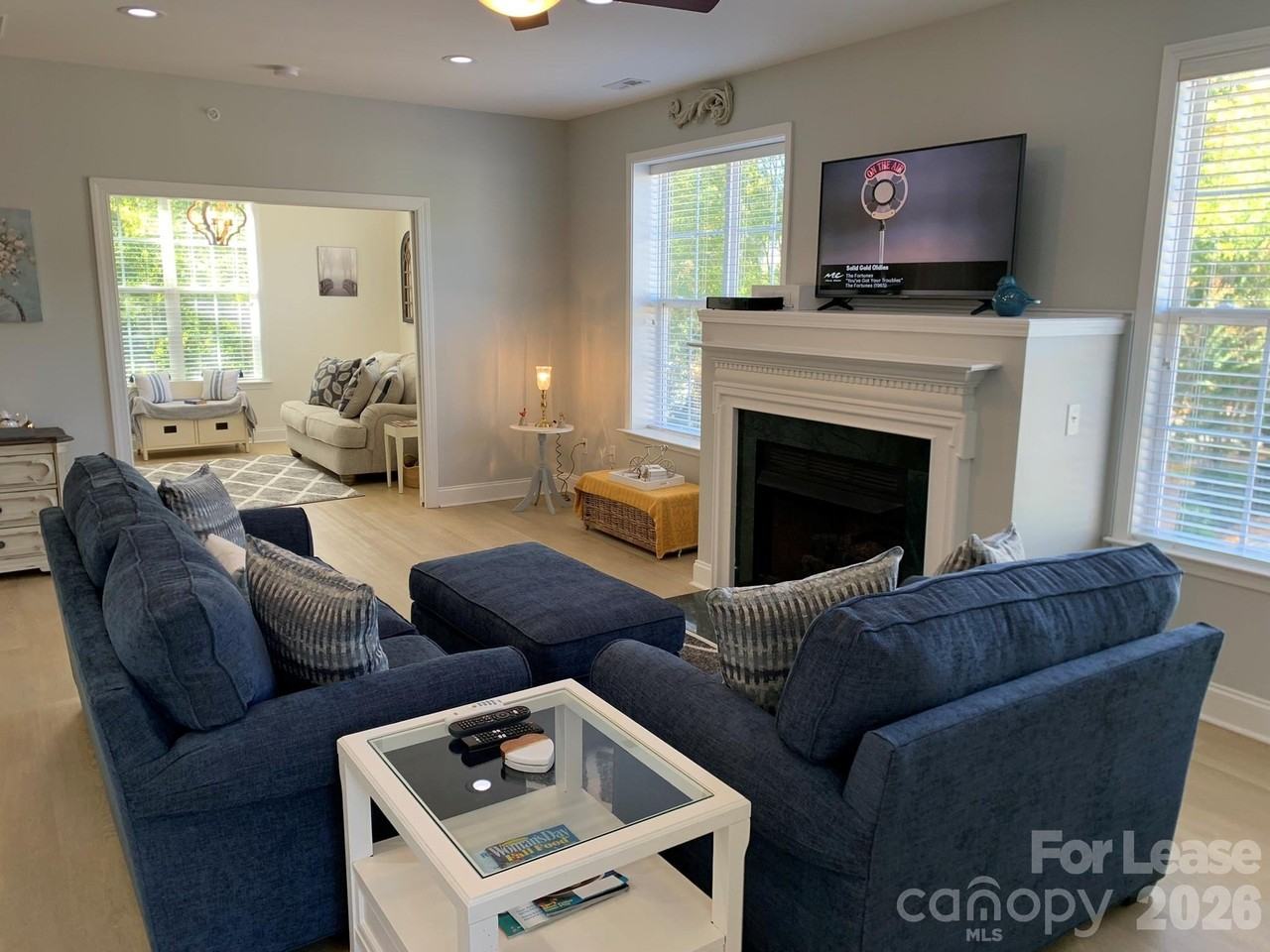 9033 Rosalyn Glen Rd - Photo 2 of 48