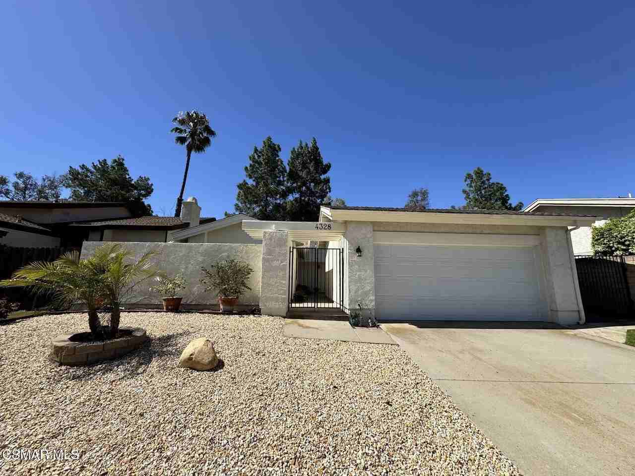 4328 Forest Oaks Dr